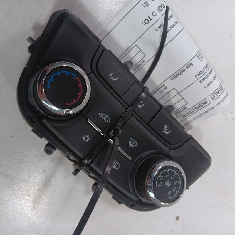 Temperature Control Heat Heater AC Switch Fits 17-22 Buick Encore OEM