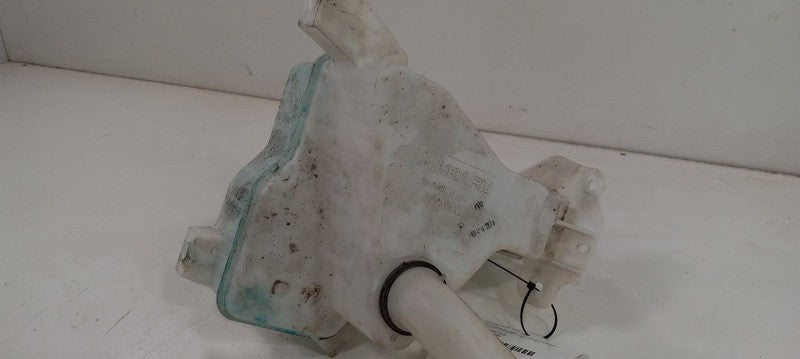 Windshield Washer Fluid Wash Reservoir Wagon Hatchback Fits 17-19 IMPR