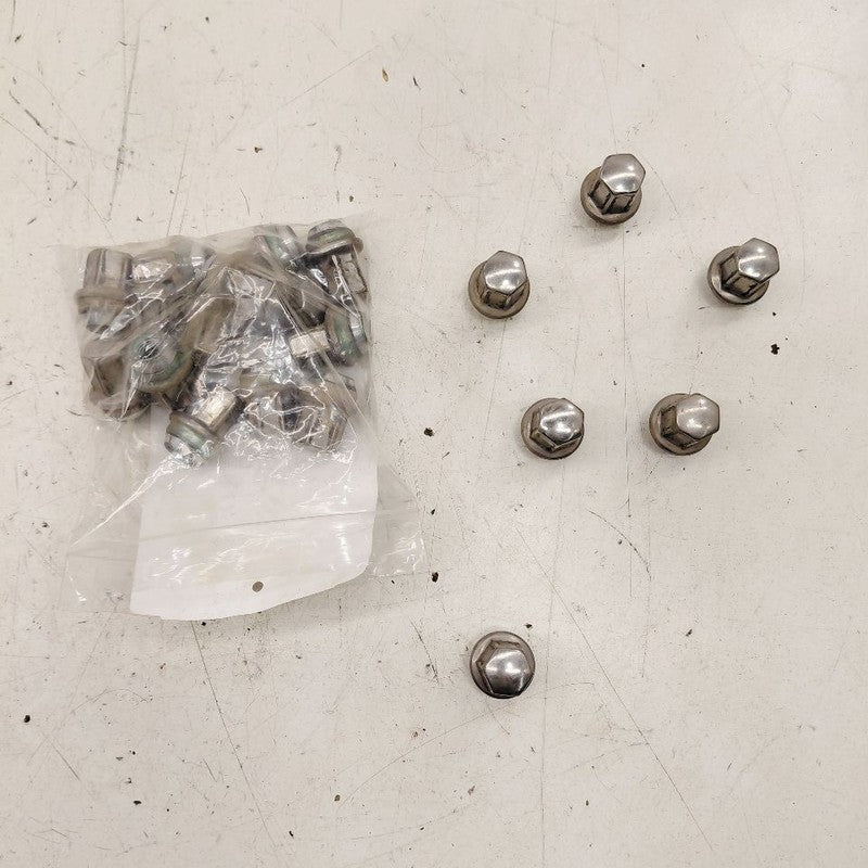 Chevy Trailblazer Lug Nut Set  2023 2022 2021