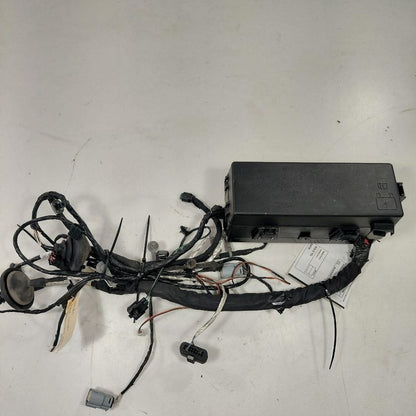Chrysler 300 Cabin Fuse Box Interior Inner Under Dash  2017 2018 2019 