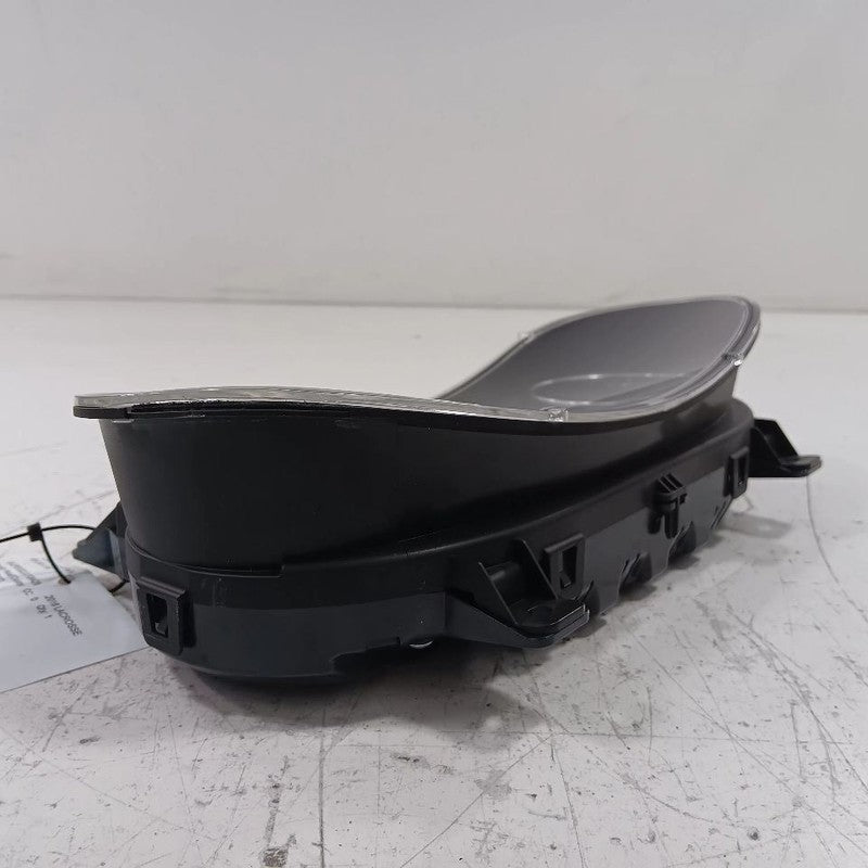 Speedometer Gauge Cluster US Market Opt Umn ID 26231788 Fits 18 LACROS