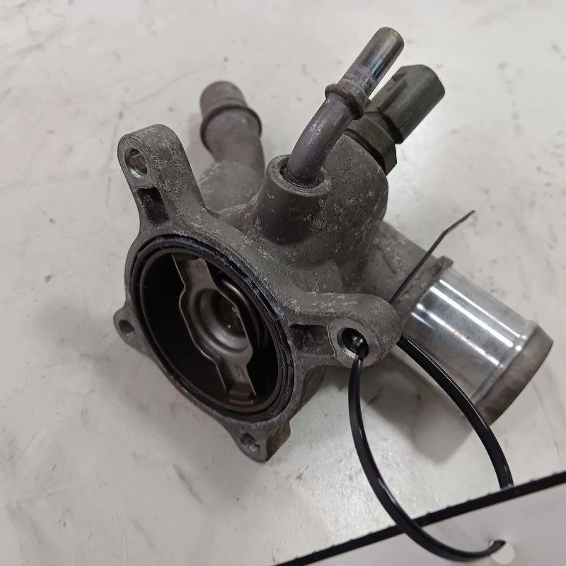 FIAT 500 2.4 Thermostat Housing Mount Bracket  2017 2016 OEM