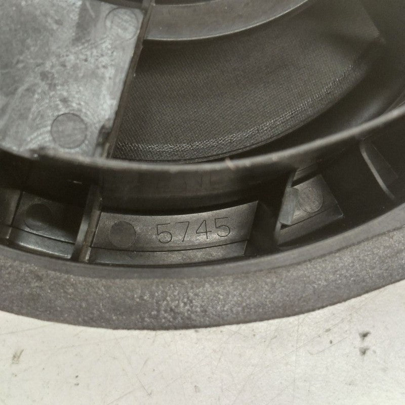 Chevy Equinox Speaker Right Passenger Rear  2024 2023 2022