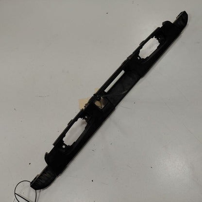 Kia Sorento Hatch Gate Plate Trim Bracket Mount {87372C6100} 2018 2017