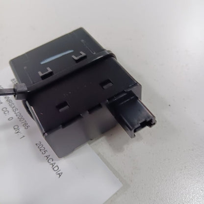 2025 GMC Acadia USB Plug In Hub Port 