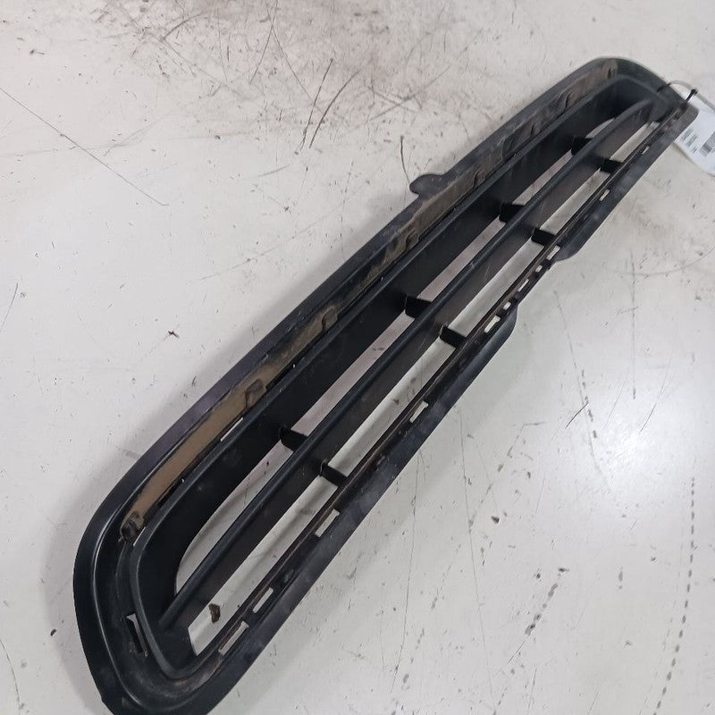 Grille 4 Door X Model Trekking Center Fits 16-18 FIAT 500 OEM
