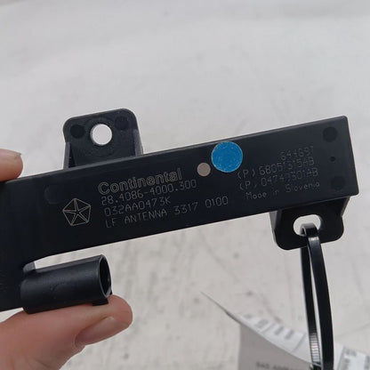 Jeep Renegade Passive Entry Antenna - 68051315AB Fits 2015 2016 2017 2018