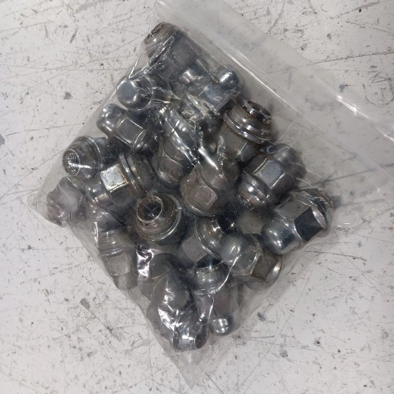 Kia Forte Lug Nut Set  2015 2016 2017 2018