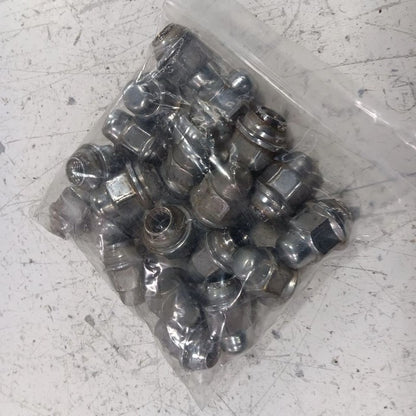 Kia Forte Lug Nut Set  2015 2016 2017 2018