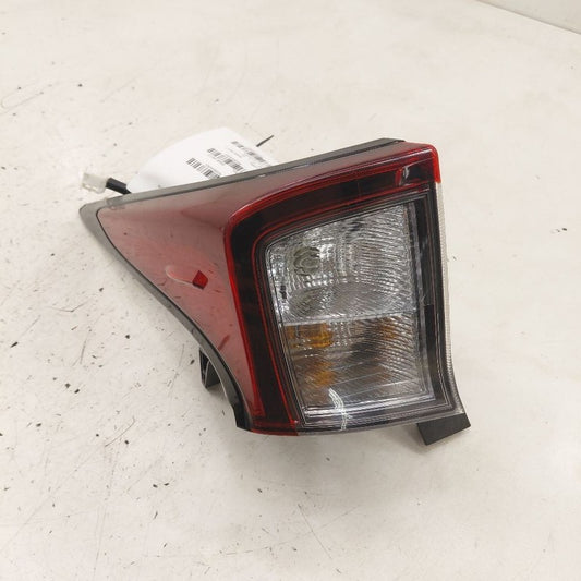 Driver Left Tail Light Brake Lamp VIN Fu 7th And 8th Digit 19-22 Toyot