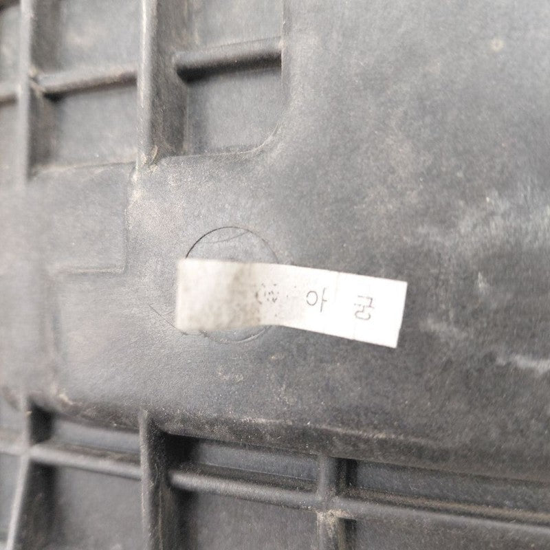 Hyundai Veloster Battery Holder Tray  2017 2016 2015 2014
