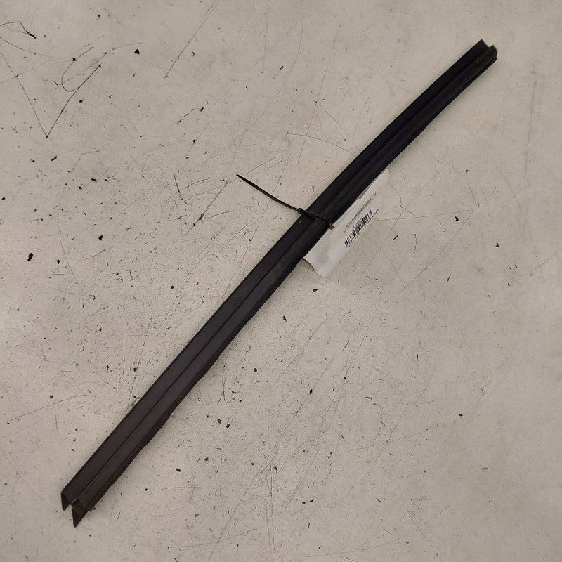 Jeep Cherokee Right Front Weather Strip Interior  2019 2020 2021