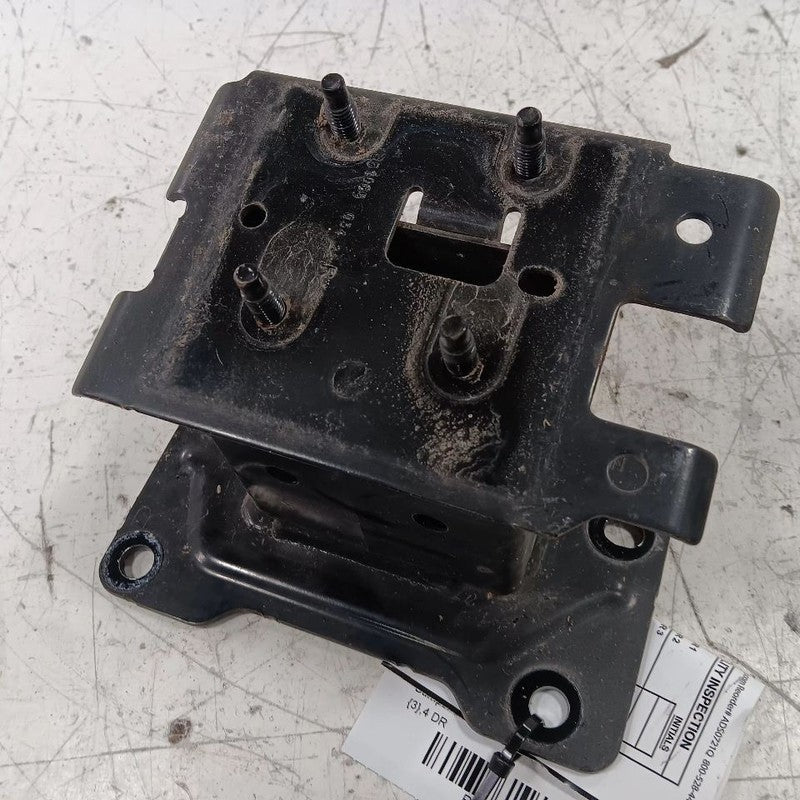 Nissan Kicks Bumper Mount Bracket Right Passenger Side Front 2021 2022 2023 2024