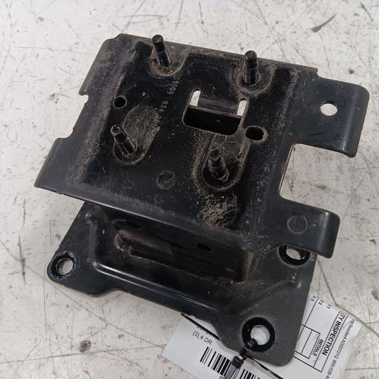 Nissan Kicks Bumper Mount Bracket Right Passenger Side Front 2021 2022 2023 2024