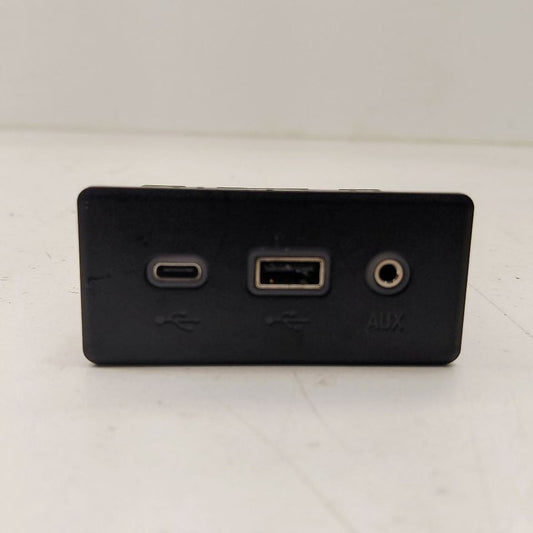 Buick Encore GX USB Plug In Hub Port  2020 2021 2022 2023