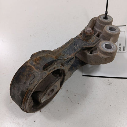 Toyota Yaris 1.5 Engine Motor Mount Rear Back  2020 2019 2018 2017 2016