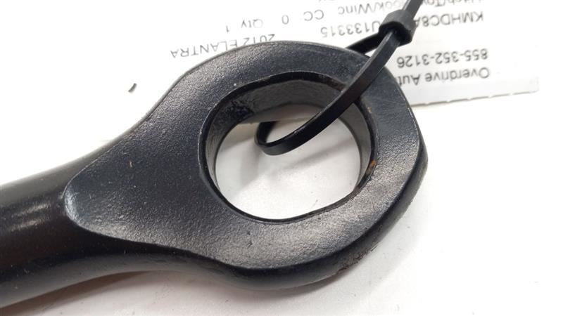 Hyundai Elantra  2012 Hitch/Tow Hook/Winch 