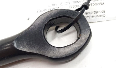 Hyundai Elantra  2012 Hitch/Tow Hook/Winch 