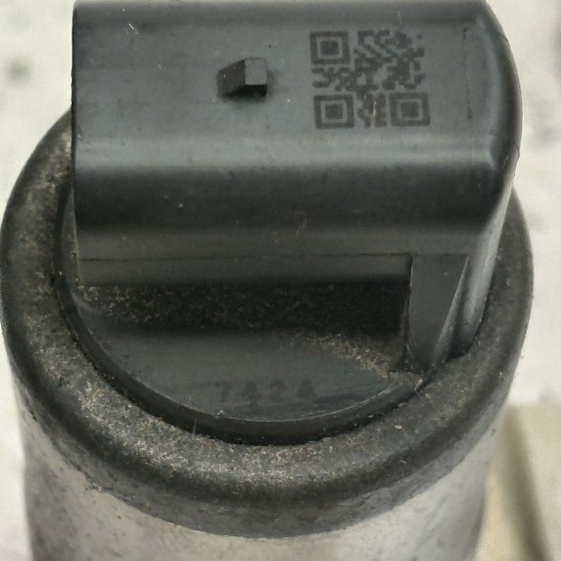 Mazda 6 Variable Timing Gear Oil Control Valve Solenoid Cylinder Head 