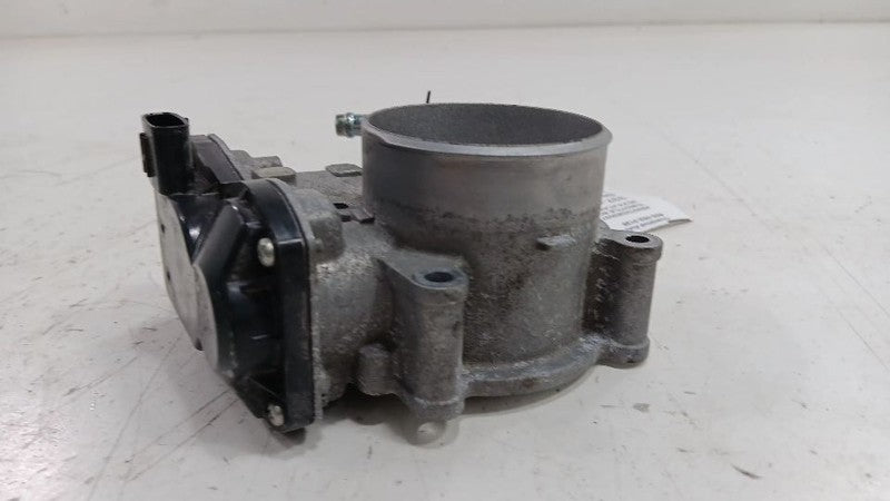Throttle Body Valve Fits 17-19 IMPREZA OEM
