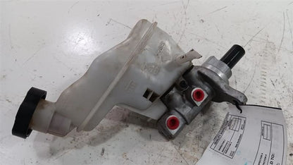 Brake Master Cylinder Fits 12-17 VELOSTER OEM