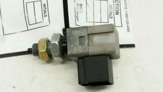 2001 Hyundai XG300 Brake Pedal Switch 2002 2003 2004 2005