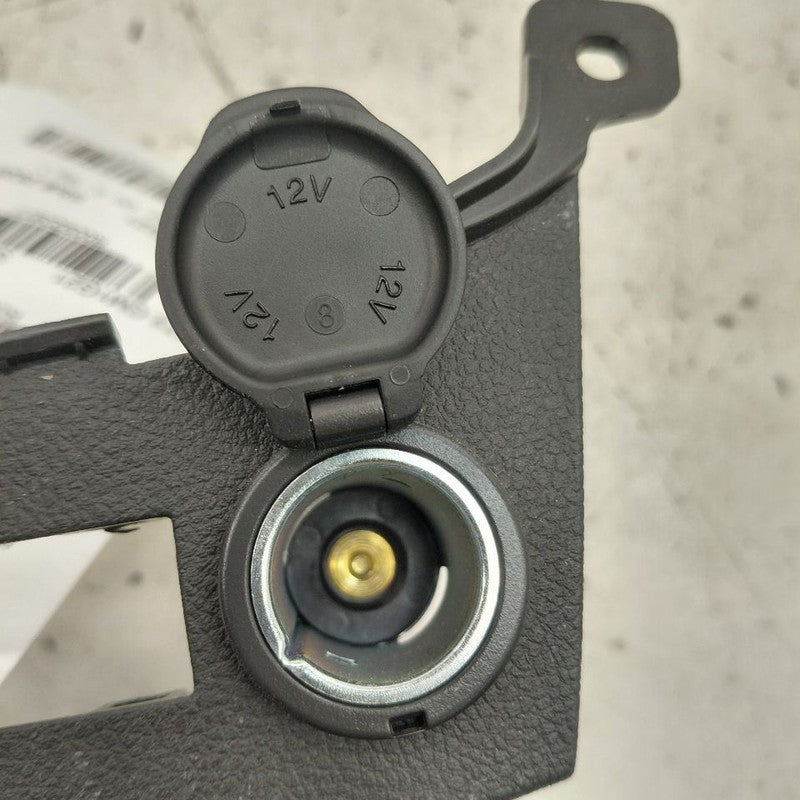 Chevy Trax 12V Power Port Socket  2022 2021