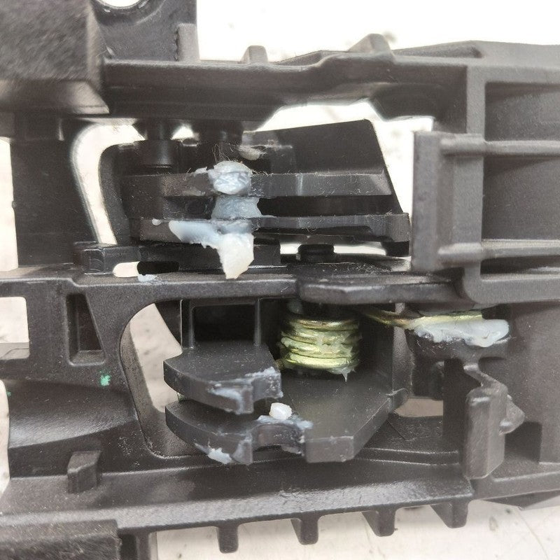 Hyundai Kona Door Handle Right Passenger Rear Interior Inside  2021 20
