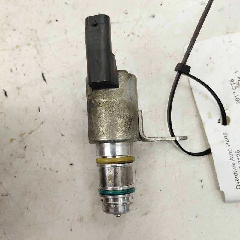 Cadillac CT6 Variable Timing Gear Oil Control Valve Solenoid Cylinder 
