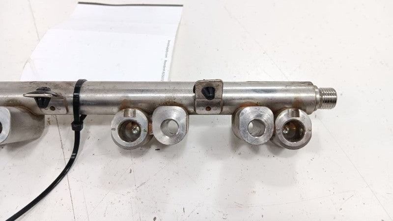 Hyundai Sonata Fuel Rail Injection Injector Mount Bar 2018 2019 OEM