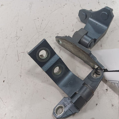 INFINITI QX50 Door Hinge Set Right Rear Passenger  2017 2016 2015 2014