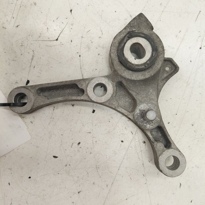 Chevy Volt Engine Motor Mount Bracket Rear Back  2016 2017 2018 2019