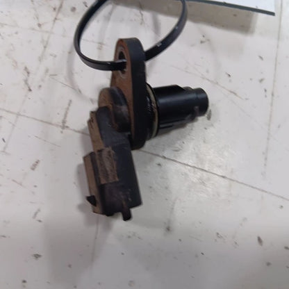 Hyundai Accent Camshaft Cam Shaft Position Sensor  2012 2013 2014 2015