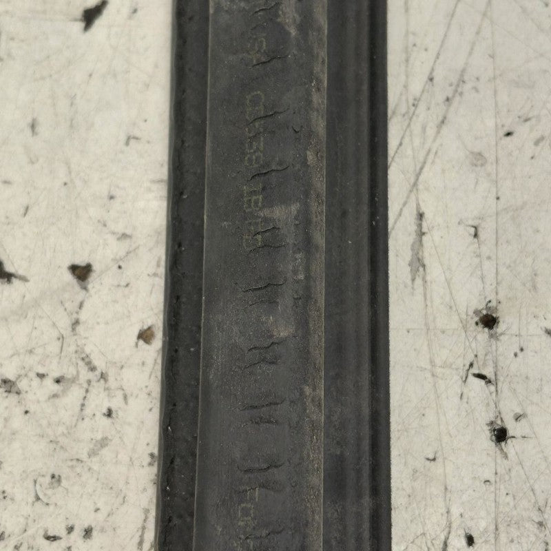 Ford Edge Left Front Weather Strip Interior  2019 2020 2021 2022