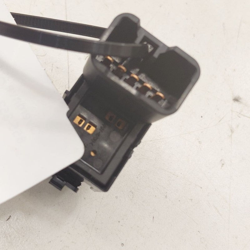 Mitsubishi Outlander   Power Window Switch Right Passenger Rear  2018 