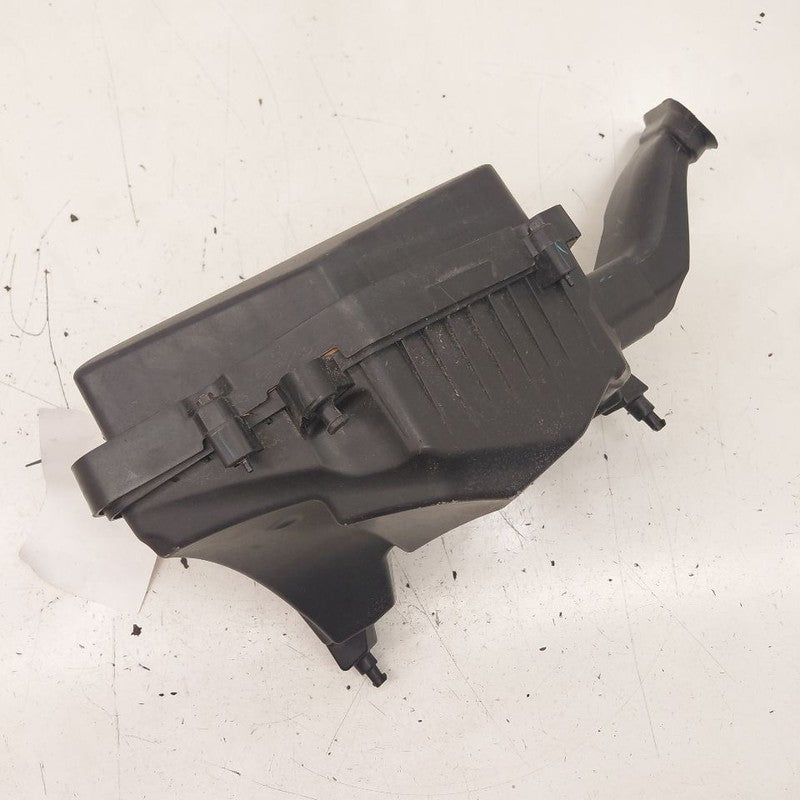 Air Cleaner Filter Box Fits 16-19 Chevy Volt