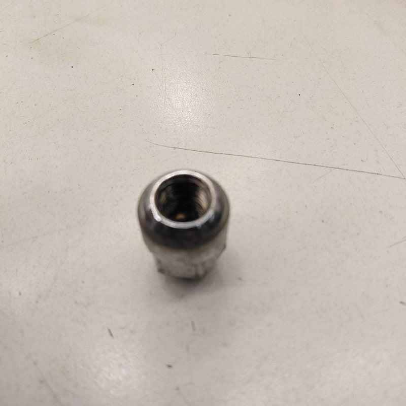 Honda CR-V Lug Nut Set  2019 2018 2017