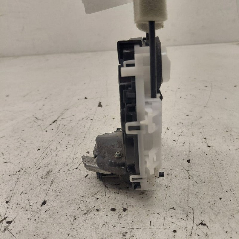 Honda CR-V Door Latch Lock Right Passenger Rear  2019 2018 2017