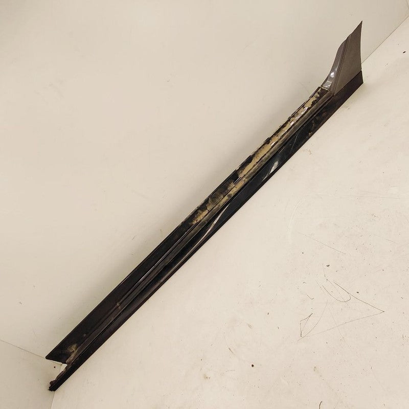 Chevy Volt Rocker Panel Trim Cover Molding Skirt Left Drivers  2019 20