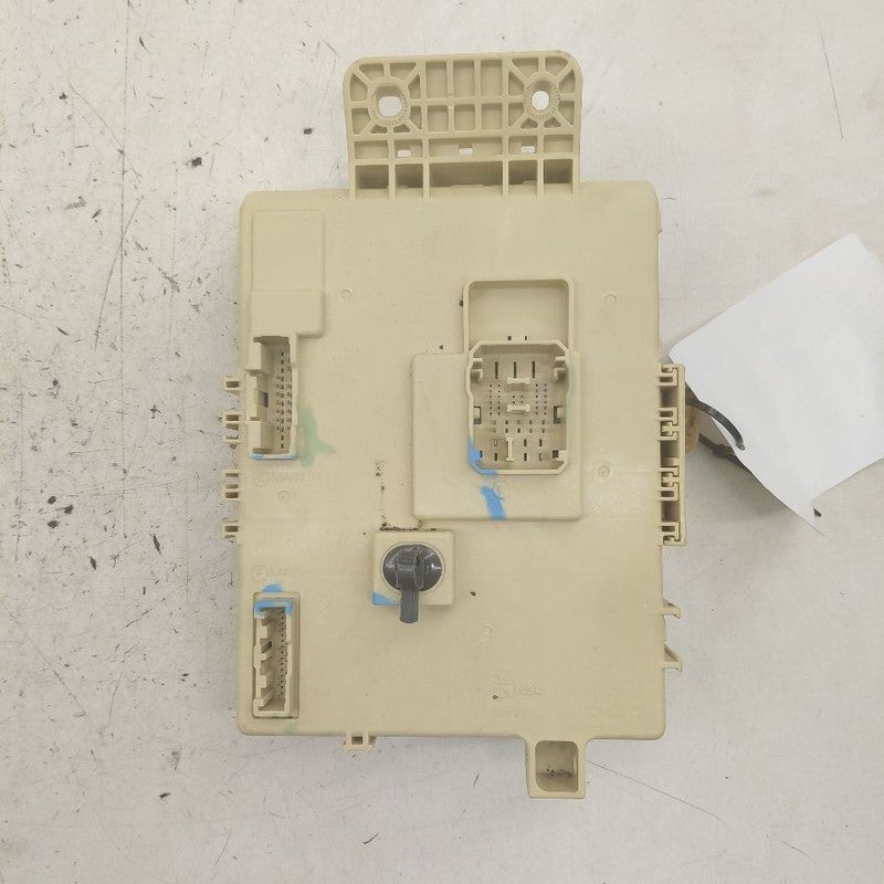 Hyundai Santa Fe Cabin Fuse Box Interior Inner Under Dash  2019 2020