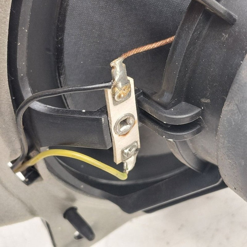 Kia Sorento Speaker Left Driver Rear  2018 2017 2016