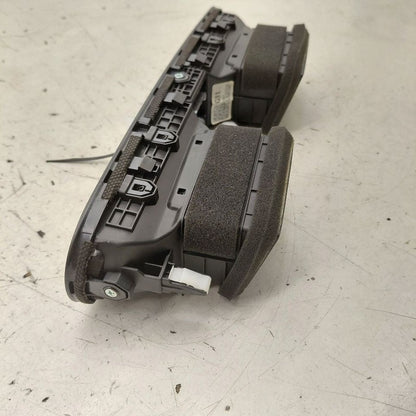 Hyundai Kona Dash Air Vent Center Middle  2021 2020 2019