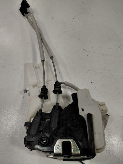 Kia Soul Door Latch Lock Right Passenger Rear  2017 2018 2019 OEM