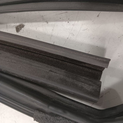 INFINITI QX50 Door Glass Window Seal Rubber Left Driver Front  2017 2016 2015 