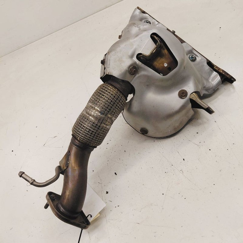 Exhaust Manifold Naturally Aspirated Fits 23 Mazda 3