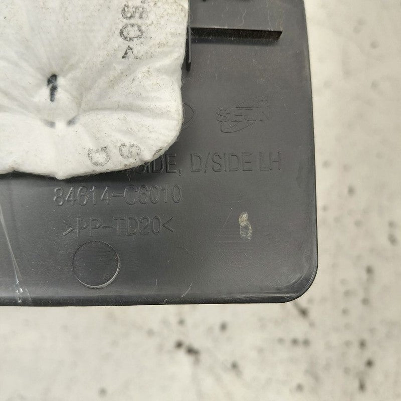 Kia Sorento Driver Left Front Center Console Trim {84614C6000} 2018 20