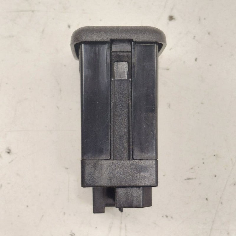 Chevy Volt USB Plug In Hub Port  2019 2018 2017 2016 OEM