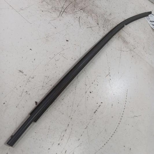 Toyota Corolla Door Glass Window Weather Strip Rear Right Passenger Side 2019