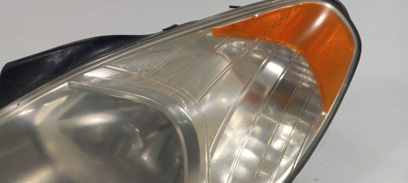 921011E011 Driver Left Headlight Fits 06-11 ACCENT