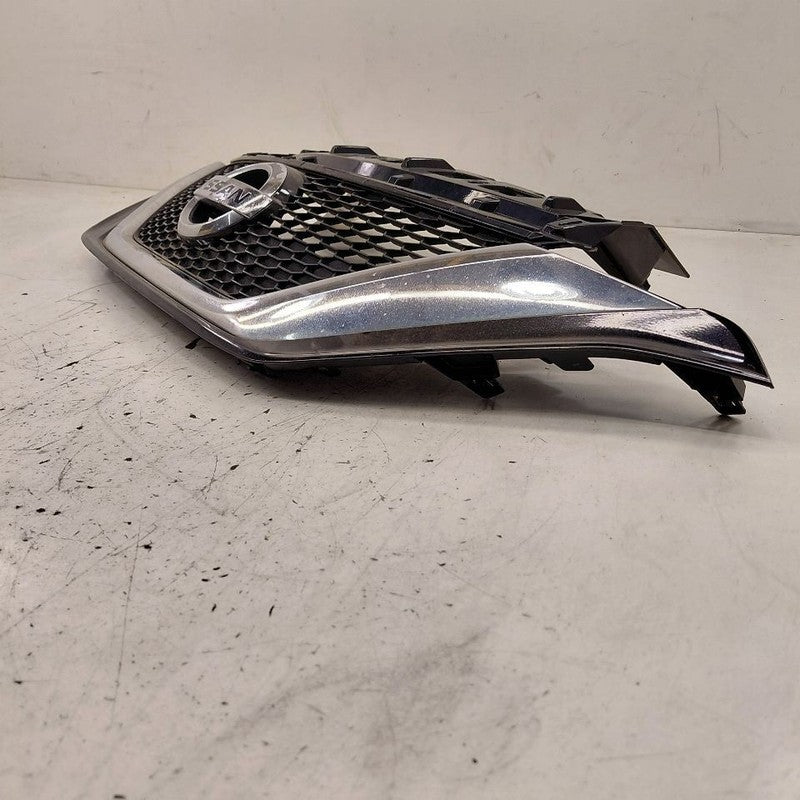 Center Grille Grill Hatchback Note Fits 17-19 Nissan Versa